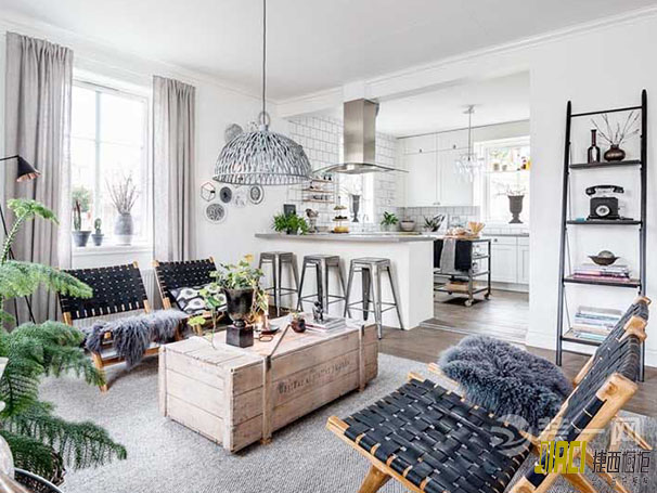 好神奇，沙發往前挪個10公分，客廳（tīng）立馬大了（le）5㎡！